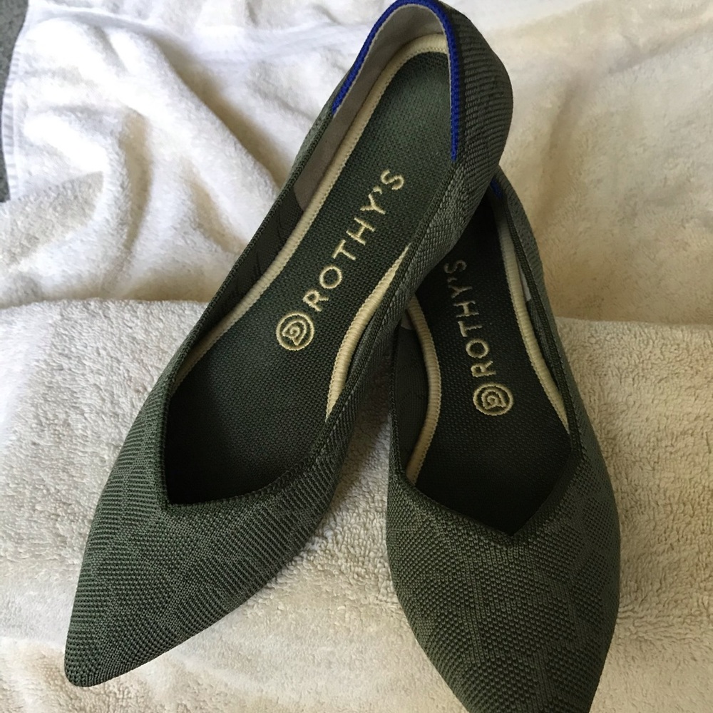 Rothy’s retired Safari Points size 9